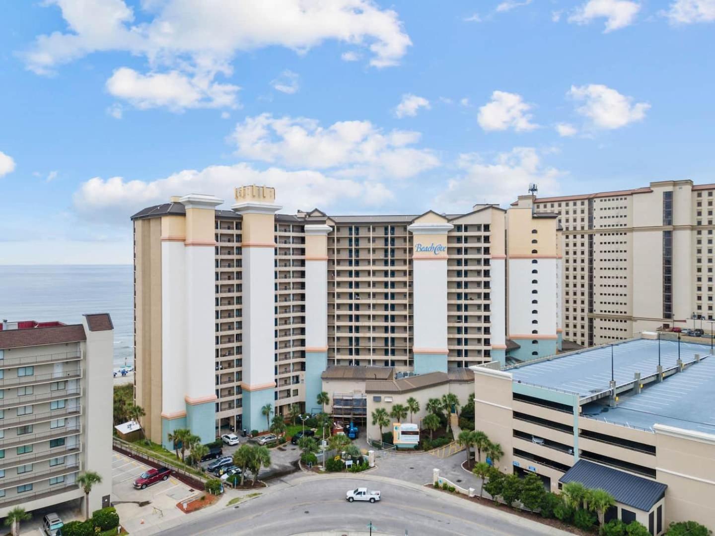 Luxury Ocean Front By Barefoot Landing Apartment Myrtle Beach Bagian luar foto