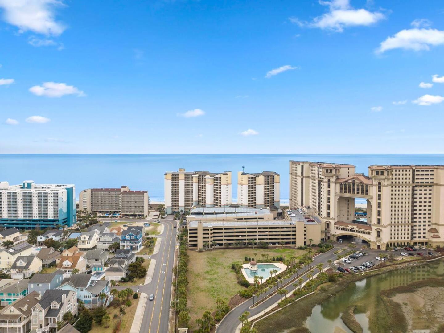 Luxury Ocean Front By Barefoot Landing Apartment Myrtle Beach Bagian luar foto