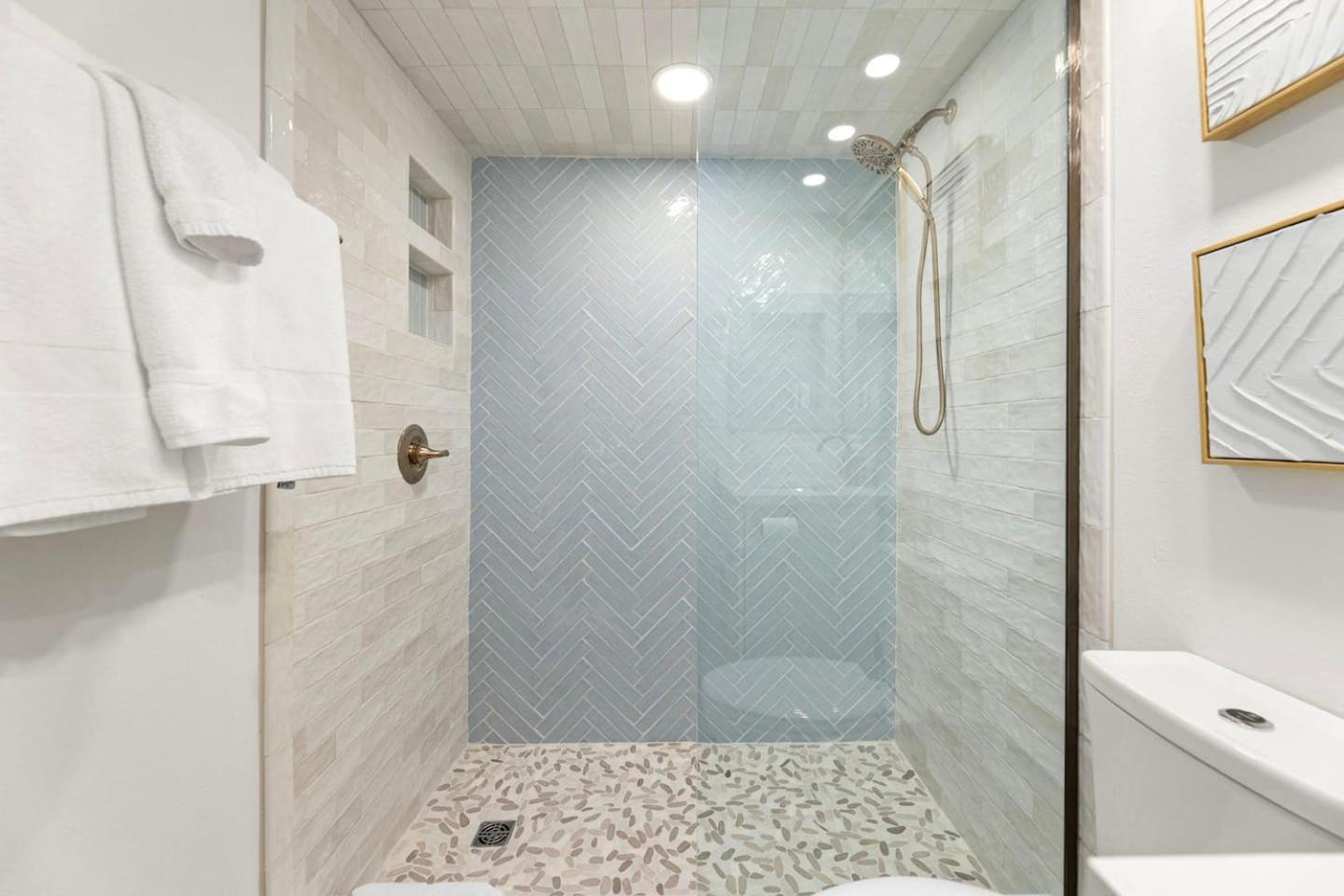 Luxury Ocean Front By Barefoot Landing Apartment Myrtle Beach Bagian luar foto