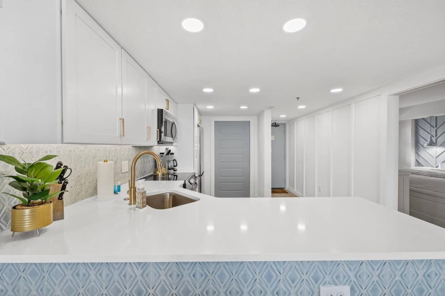 Luxury Ocean Front By Barefoot Landing Apartment Myrtle Beach Bagian luar foto