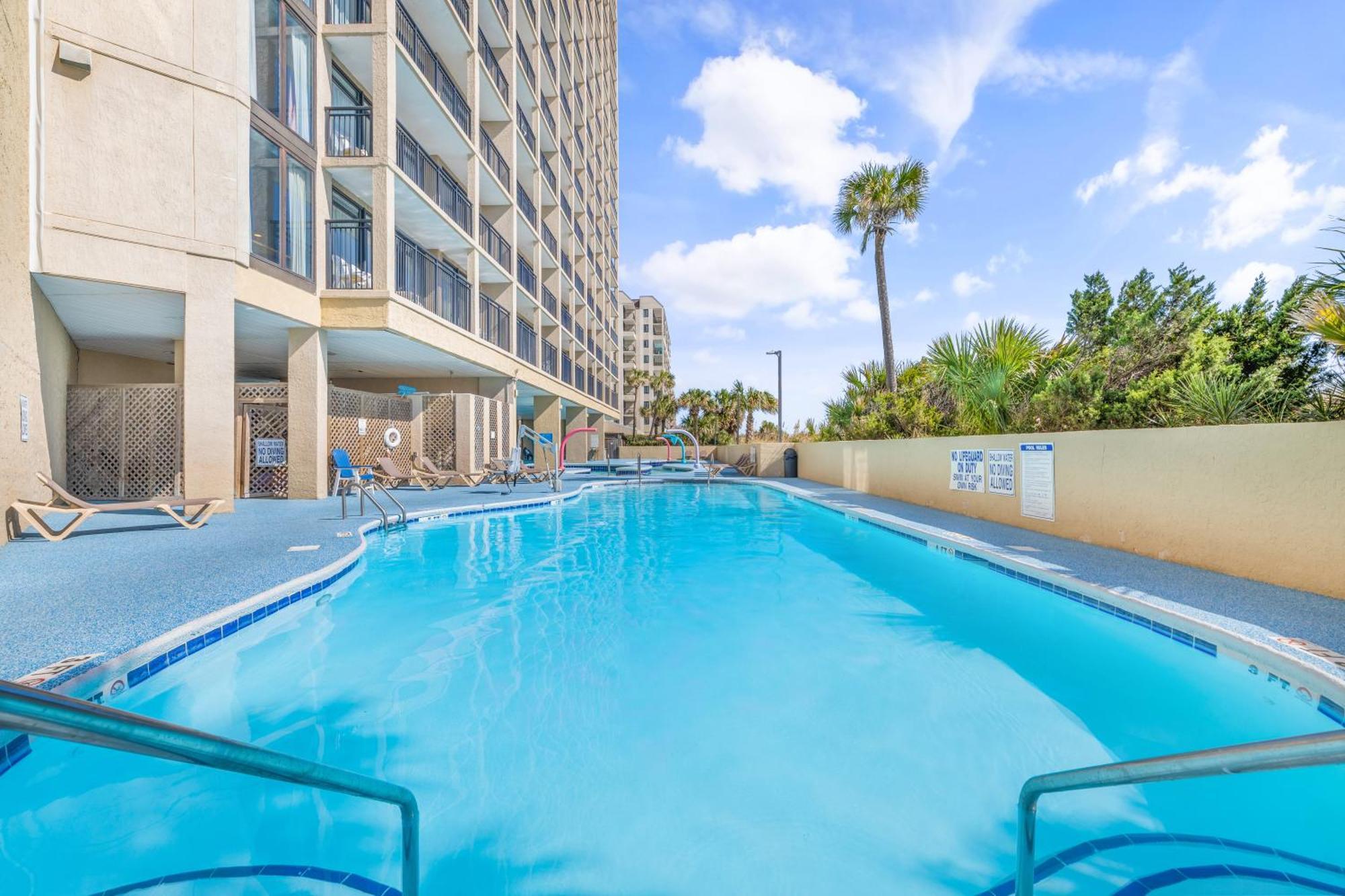 Luxury Ocean Front By Barefoot Landing Apartment Myrtle Beach Bagian luar foto